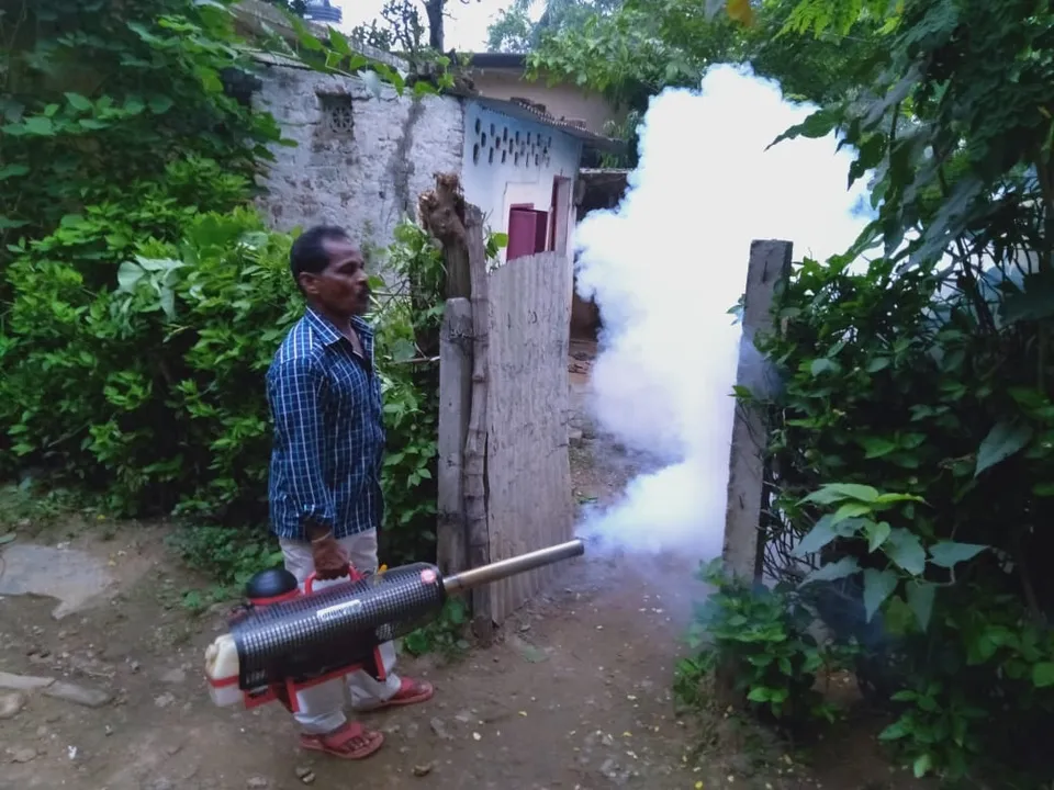  ସ୍ମାର୍ଟସିଟିରେ ଚିନ୍ତା ବଢ଼ାଇଲା ‌ରେଳବାଇ କଲୋନି, ୨୦ ଦିନରେ ୧୨ ଡେଙ୍ଗୁ ରୋଗୀ ଚିହ୍ନଟ