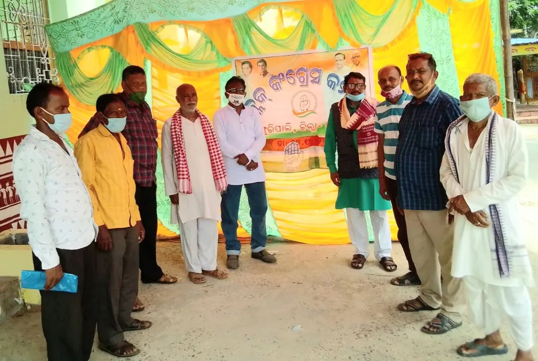  ଡୁଙ୍ଗୁରିପାଲିରେ ଚାଷୀଙ୍କ ଚେତାବନୀ, ଧାନ ବିକ୍ରି ନହେଲେ ଆତ୍ମହତ୍ୟା କରିବୁ