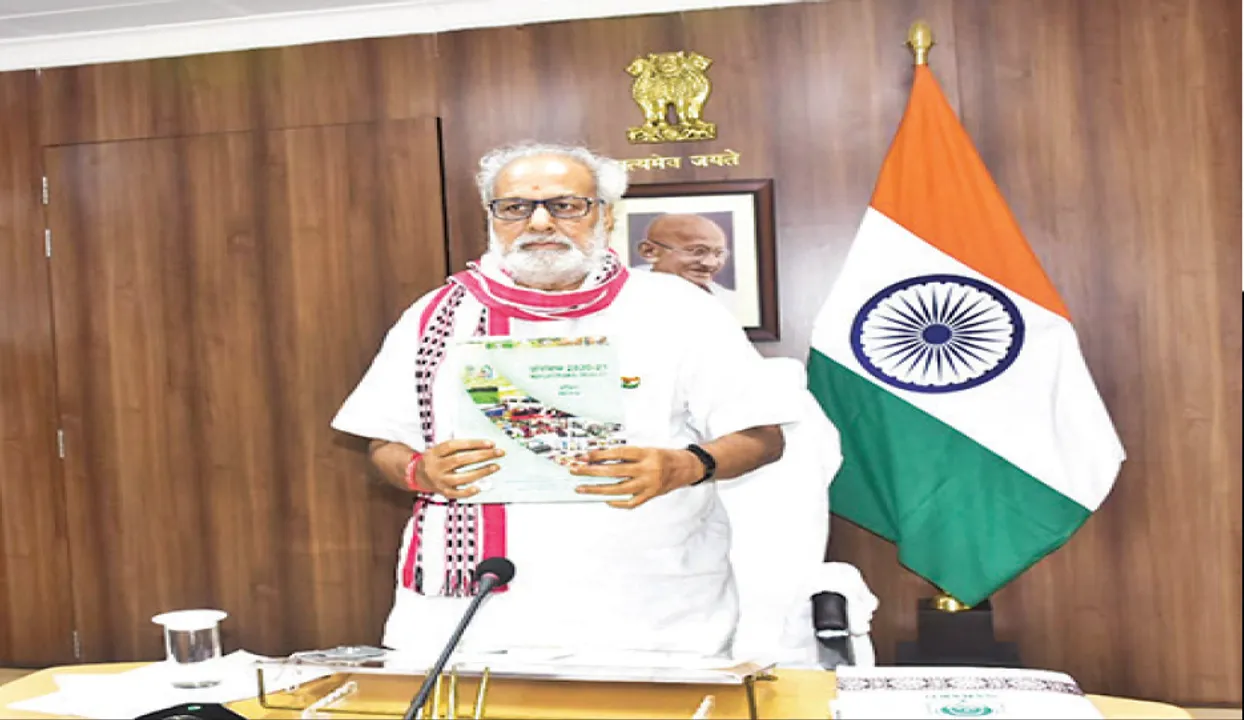  ନାବାର୍ଡର ୪୦ତମ ପ୍ରତିଷ୍ଠା ଦିବସ ପାଳିତ: ଗରିବଙ୍କୁ ଜୀବିକା ଦେବ ନାବାର୍ଡ ପ୍ରକଳ୍ପ, ଏସ୍‌ଏଚ୍‌ଜି ଖୋଲିବେ ଗ୍ରାମୀଣ ଦୋକାନ