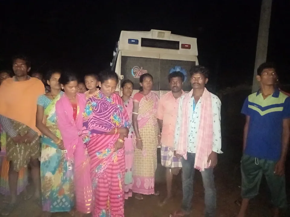  କର୍ଣ୍ଣାଟକରୁ ଗାଁକୁ ଫେରିଲା ଦାଦନଙ୍କ ଶବ, କ୍ଷତିପୂରଣ ଦାବିରେ ଆମ୍ବୁଲାନ୍ସ ଅଟକ