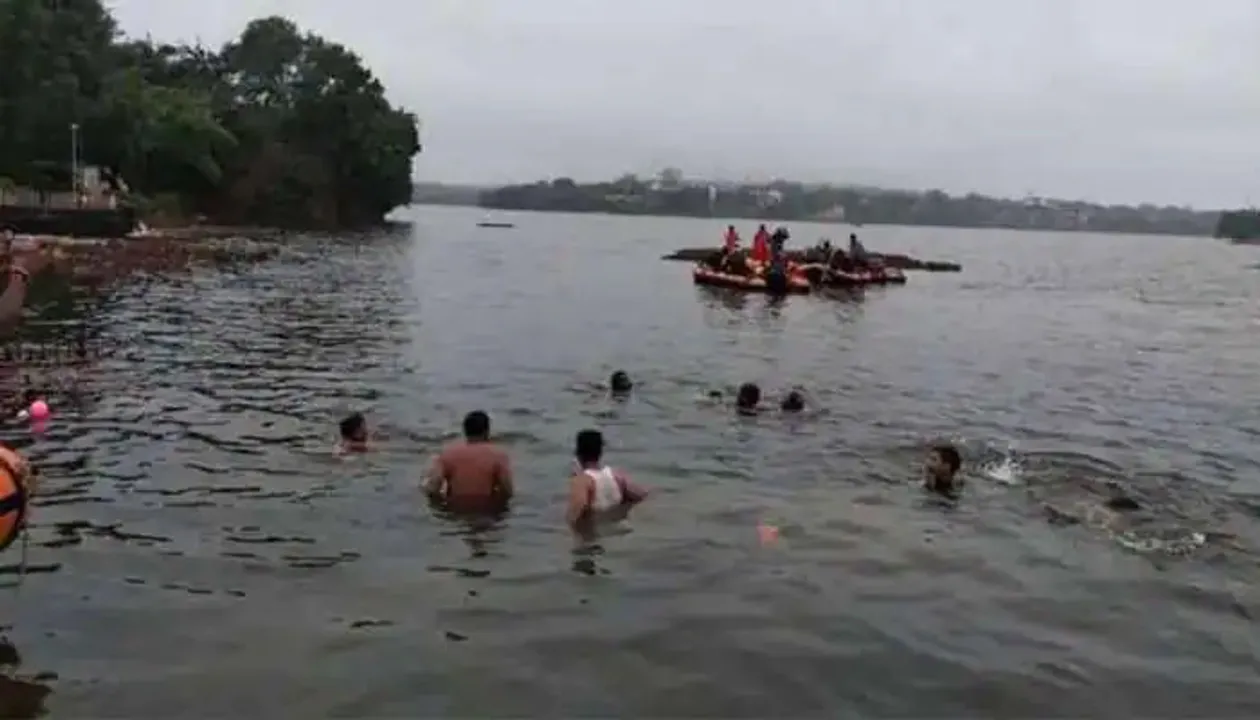  Zee News 