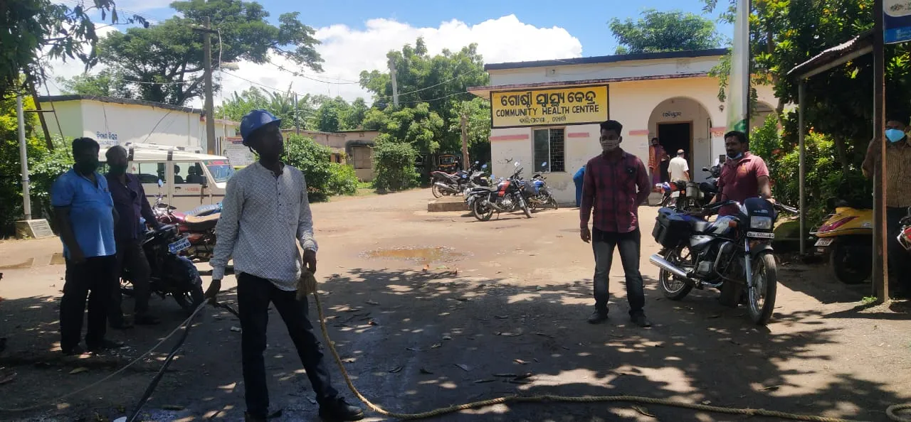  ମେଡିକାଲ ଭିତରେ ଛିଣ୍ଡିଲା ଲାଇନ୍ ତାର: ଅଳ୍ପକେ ରକ୍ଷା ପାଇଲେ ରୋଗୀ