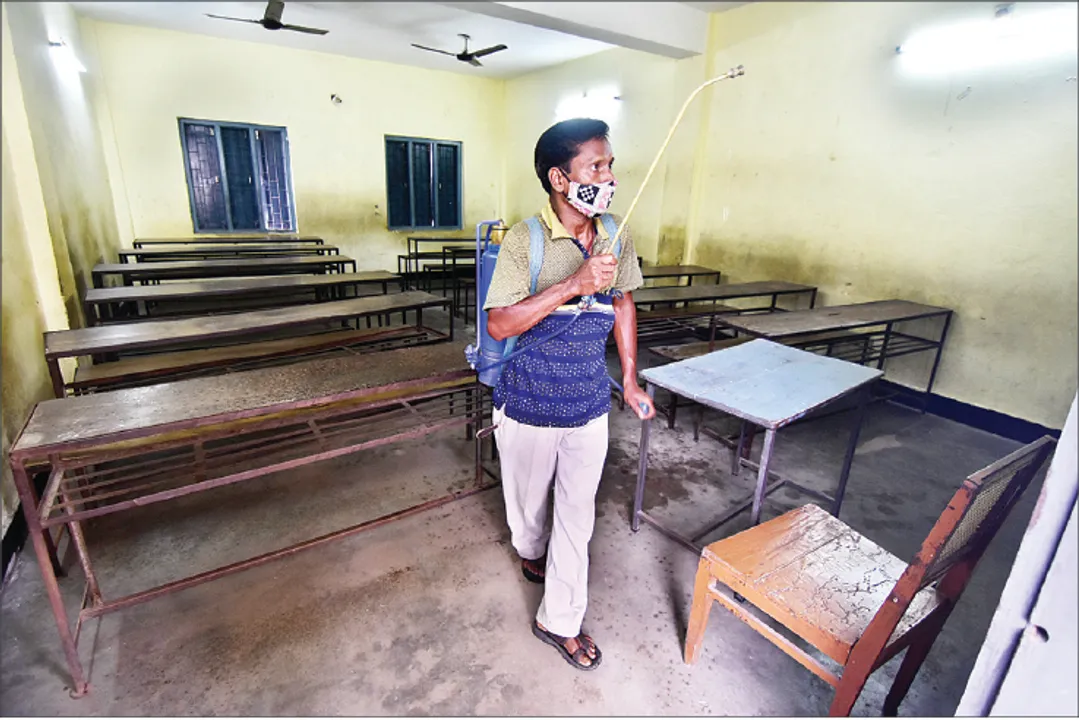  ଖୋର୍ଦ୍ଧାରେ ଖୋଲିବ ସ୍କୁଲ: ଜିଲ୍ଲାସ୍ତରରେ ୧୦ ଜଣିଆ ମନିଟରିଂ ଟିମ୍‌ ଗଠିତ