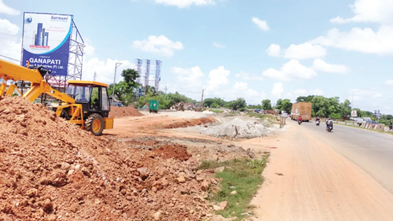  ‘ବ୍ଲାକସ୍ପଟ୍’ ହଂସପାଳ ଛକରେ ଫ୍ଲାଏଓଭର କାମ ଆଣ୍ଠେଇଛି