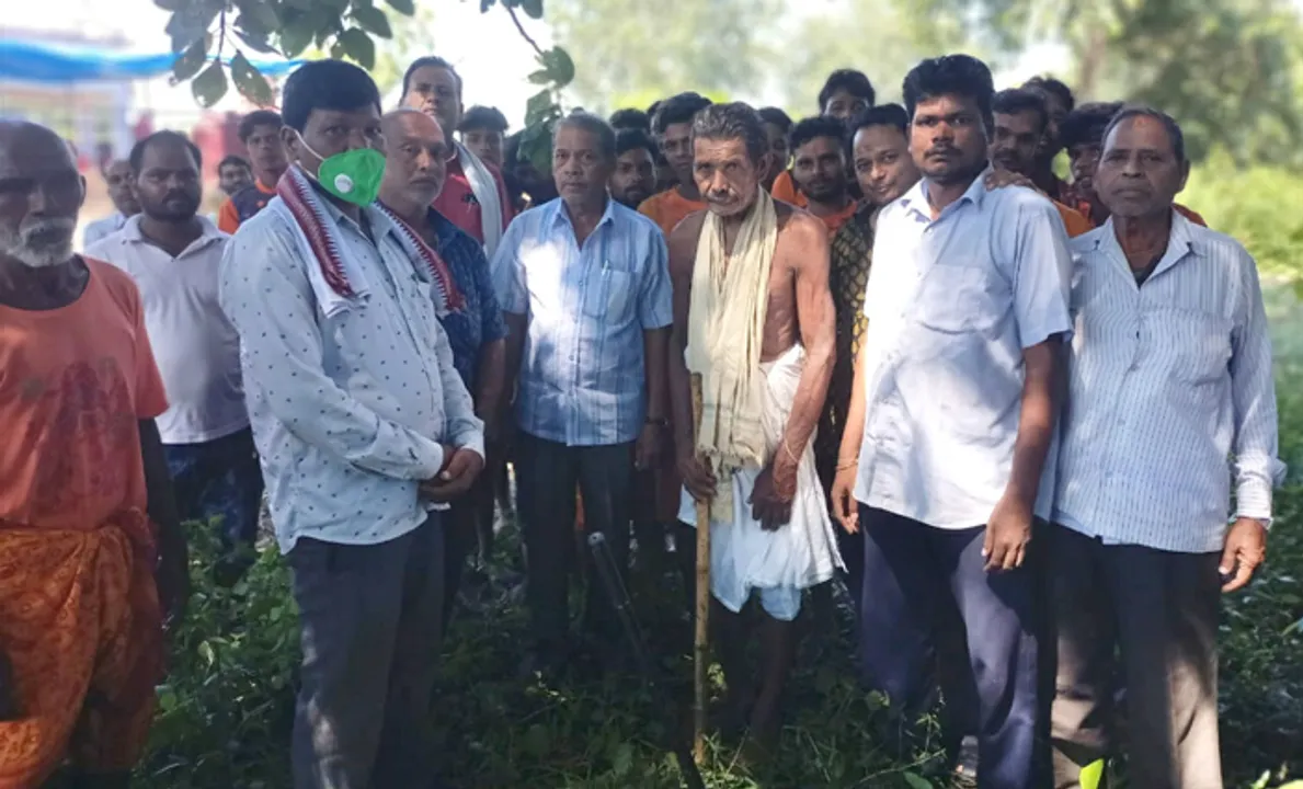  ଶିବ ମନ୍ଦିରକୁ ଜମି ଦାନକଲେ ପାଞ୍ଚ ଭାଇ