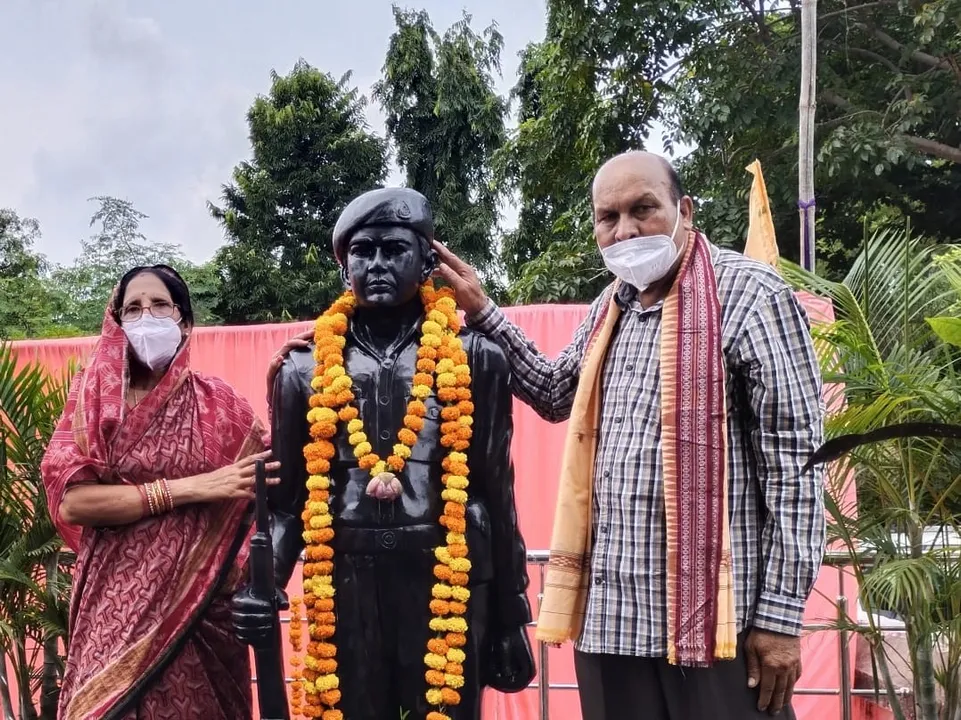  ସହିଦ ଉମାକାନ୍ତଙ୍କ ପ୍ରତିମୂର୍ତ୍ତି ଉନ୍ମୋଚିତ