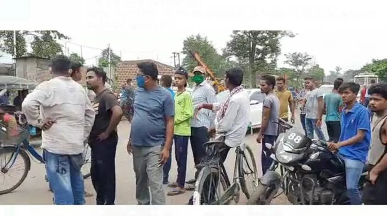  ଅଜଣା ଟ୍ରକ୍‌ ଧକ୍କାରେ ବାଇକ୍‌ ଚାଳକ ମୃତ, ଉତ୍ତେଜିତ ଲୋକଙ୍କ ରାସ୍ତା ଅବରୋଧ