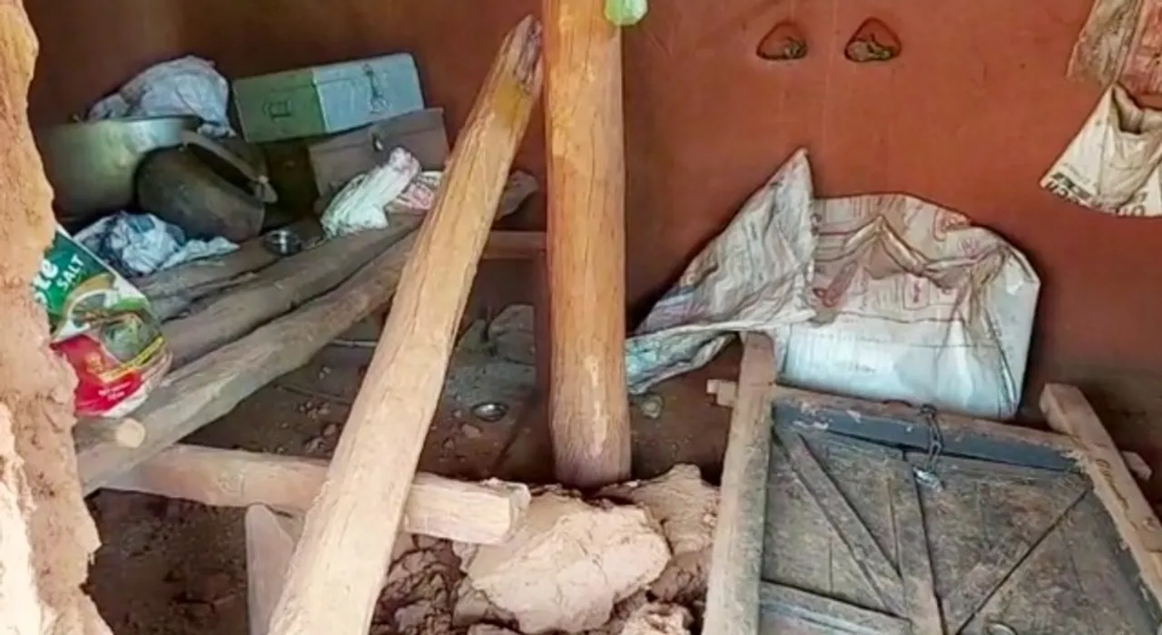  ବ୍ୟାପକ ଫସଲ ନଷ୍ଟକଲେ ହାତୀପଲ, ଘର ଭାଙ୍ଗି ଧାନଚାଉଳ ଖାଇଲେ