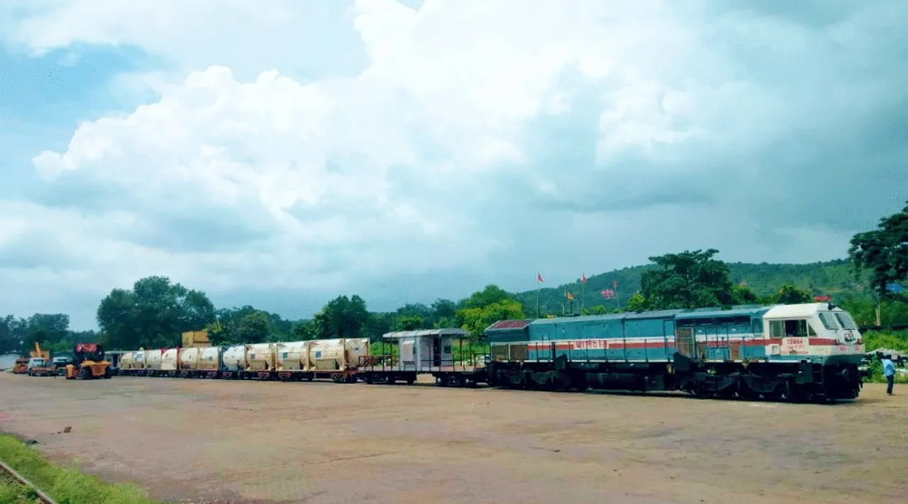  ରାଉରକେଲାରୁ ବାଂଲାଦେଶ ଗଲା ଅକ୍ସିଜେନ୍‌ ଏକ୍ସପ୍ରେସ୍‌