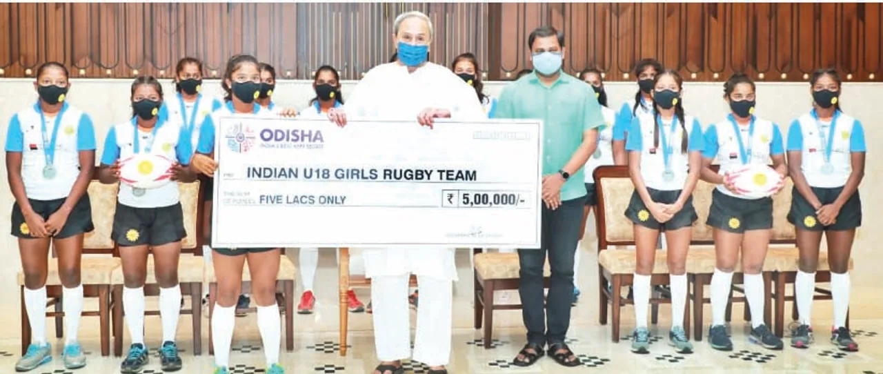  ରଗ୍‌ବି ଦଳକୁ ମୁଖ୍ୟମନ୍ତ୍ରୀ ଦେଲେ ୫ ଲକ୍ଷ