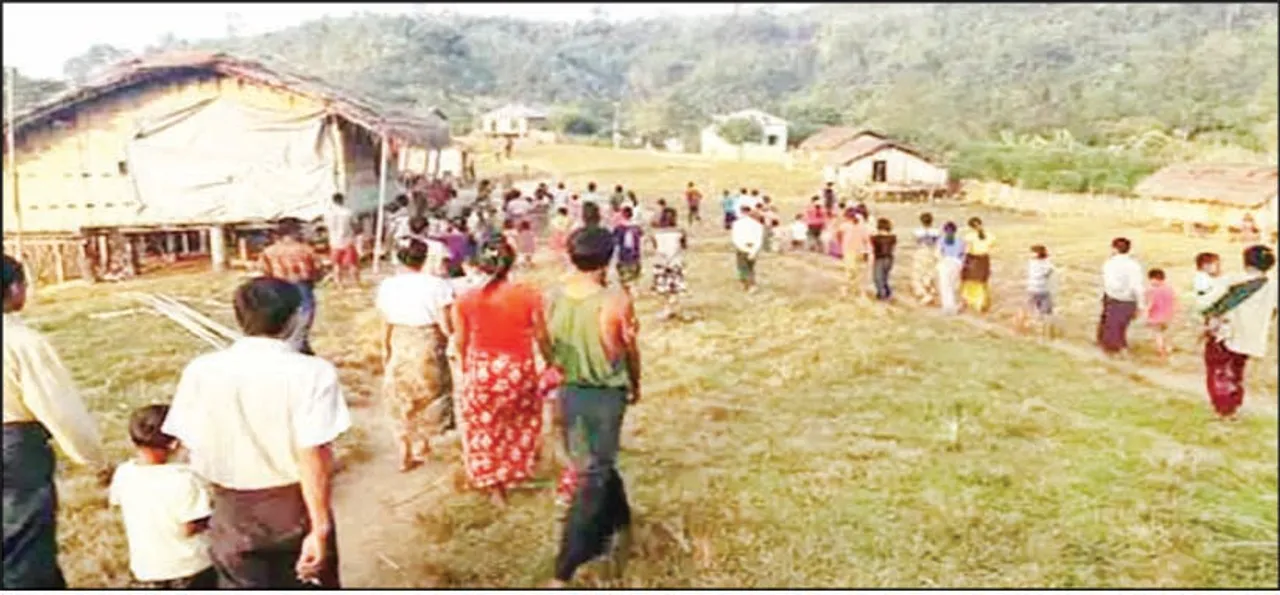  ସୀମାରେ ସେନା କାର୍ଯ୍ୟାନୁଷ୍ଠାନ: ଶତାଧିକ ମ୍ୟାନ୍‌ମାର ନାଗରିକ ମିଜୋରାମ ପଳାଇଛନ୍ତି