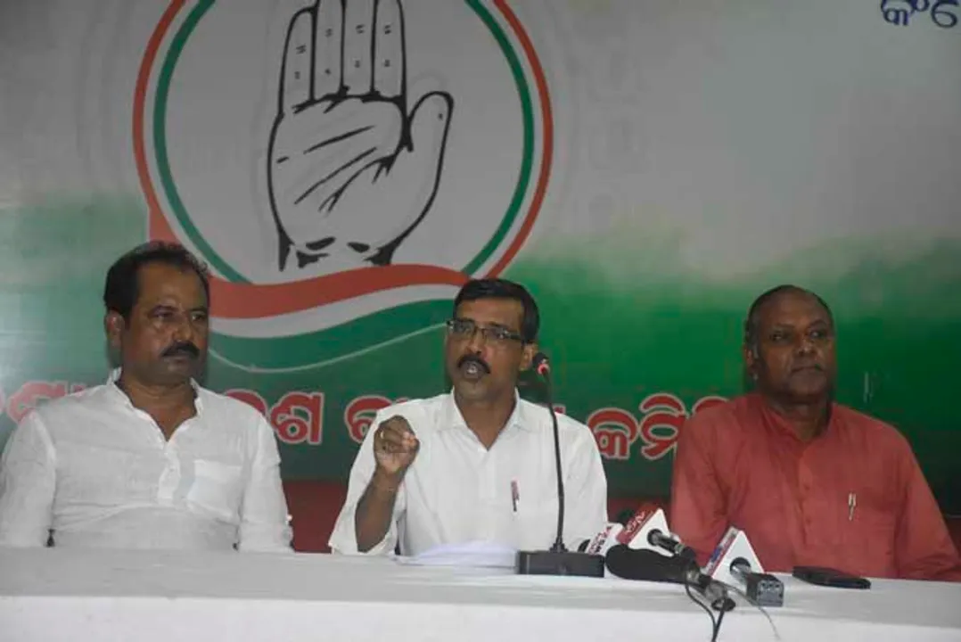  ‘ମୁଖ୍ୟମନ୍ତ୍ରୀ ୧ନମ୍ବର, ହେଲେ ୮ ଜିଲ୍ଲା ପଛୁଆ’