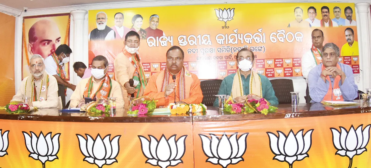  ୨୨ଦିନରେ ୭୧ଟି ସ୍ଥାନରେ ନଦୀ ସଫେଇ ହେବ