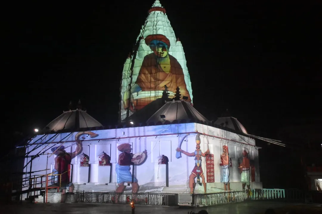  ମା’ ସମଲେଶ୍ୱରୀ ପୀଠରେ ଲାଇଟ୍ ଆଣ୍ଡ ସାଉଣ୍ଡକୁ ଉଦଘାଟନ କଲେ ମୁଖ୍ୟମନ୍ତ୍ରୀ