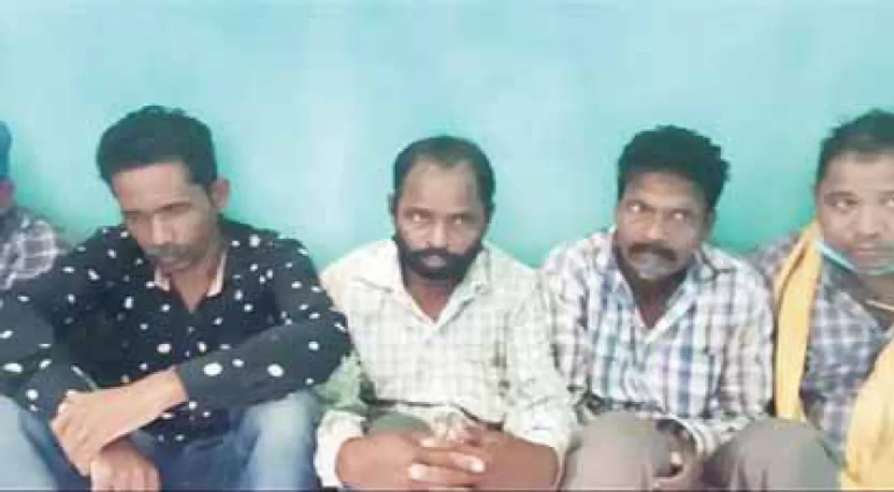  ଗୁପ୍ତଧନ ସନ୍ଧାନରେ ପୂଜାର୍ଚ୍ଚନା,୧୧ ଅଟକ