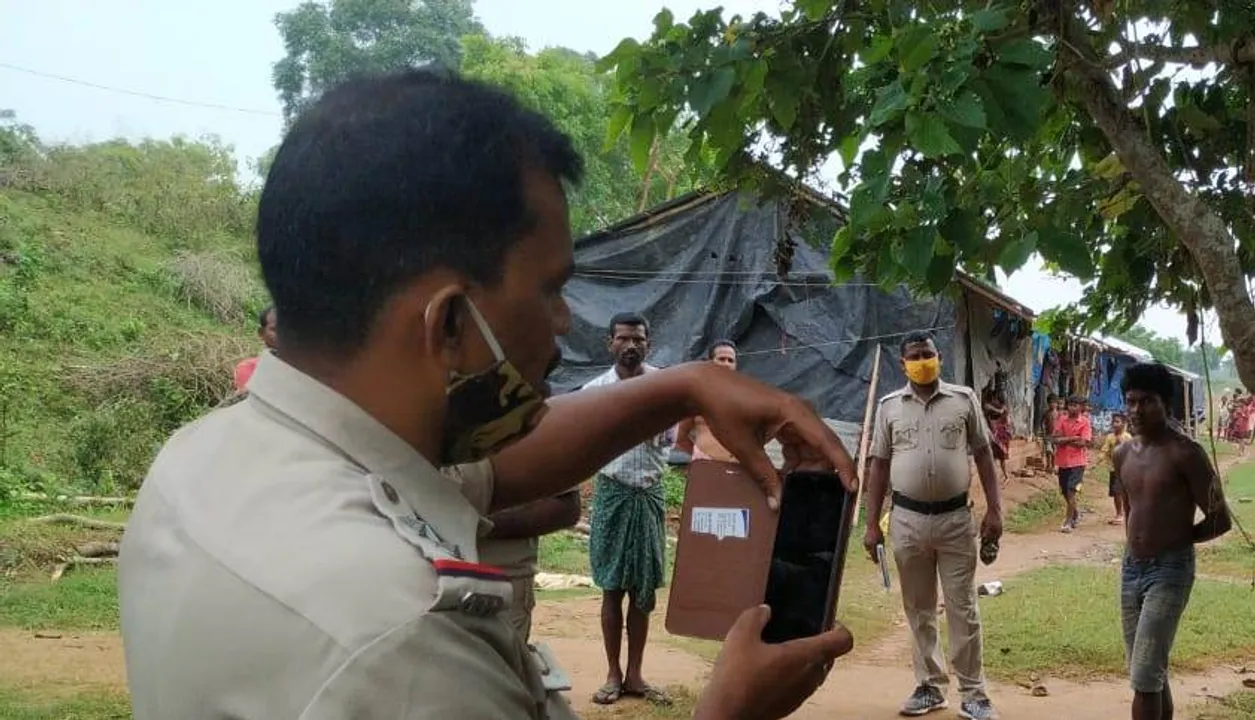  ମହିଳାଙ୍କ ଝୁଲନ୍ତା ମୃତଦେହ ଉଦ୍ଧାର