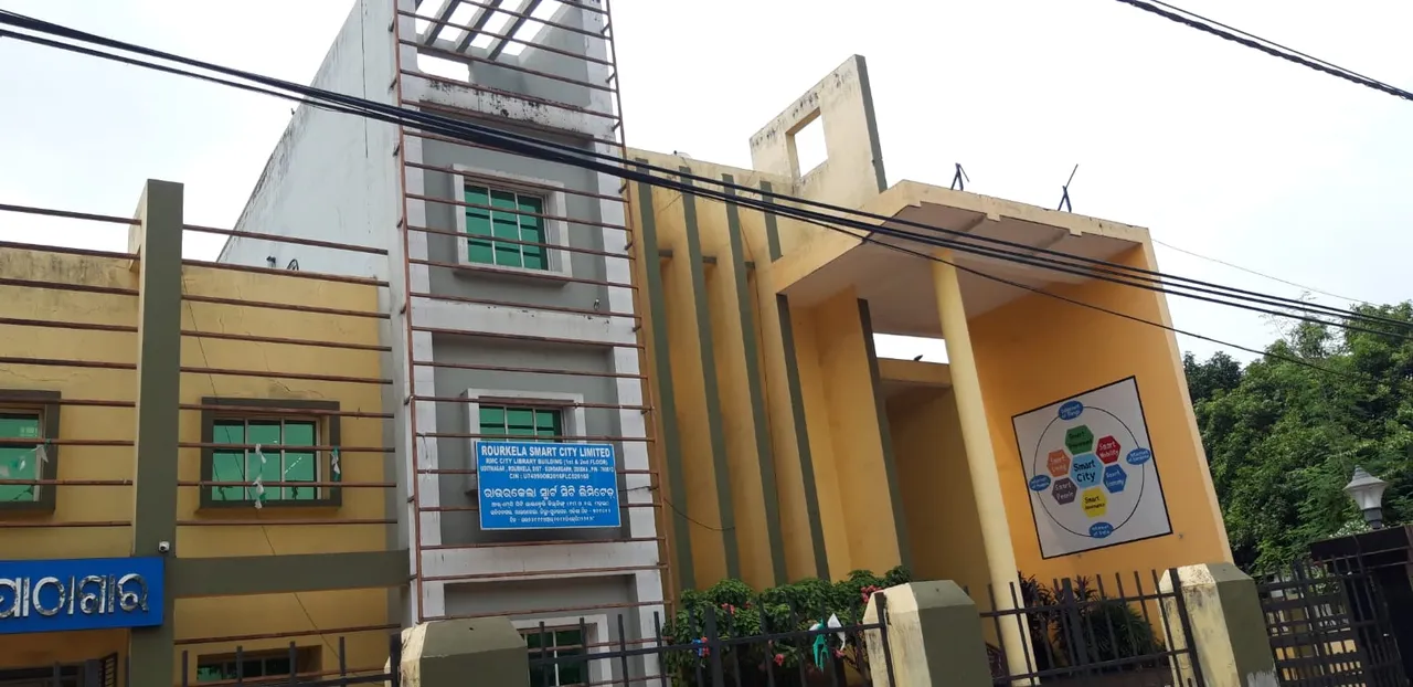  ସ୍ମାର୍ଟସିଟି ଖାଲି ସ୍ୱପ୍ନ ଦେଖାଉଛି