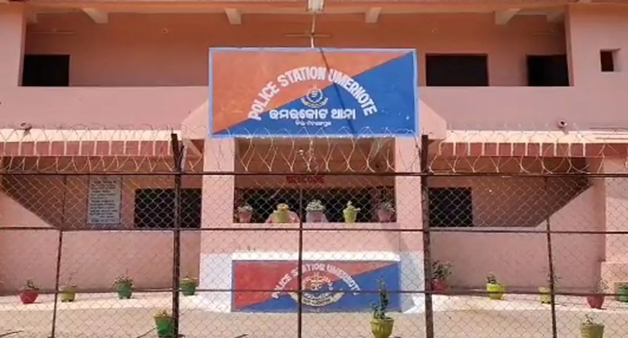  ଶିକ୍ଷକଙ୍କୁ ଧମକ ଦେଇ ବଟି ଆଦାୟ ଅଭିଯୋଗ: ଦୁଇ ୱେବ୍‌ ଚ୍ୟାନେଲ୍‌ ସାମ୍ବାଦିକ ଗିରଫ