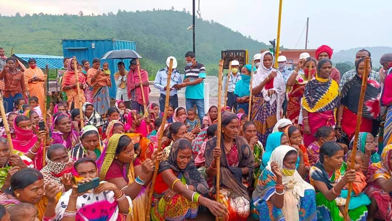  ଲୋଡିଂ ଏଜେନ୍ସିରେ ସଦସ୍ୟତା ବିବାଦ: ଷଷ୍ଠଦିନରେ ପହଞ୍ଚିଲା ରାସ୍ତାରୋକ