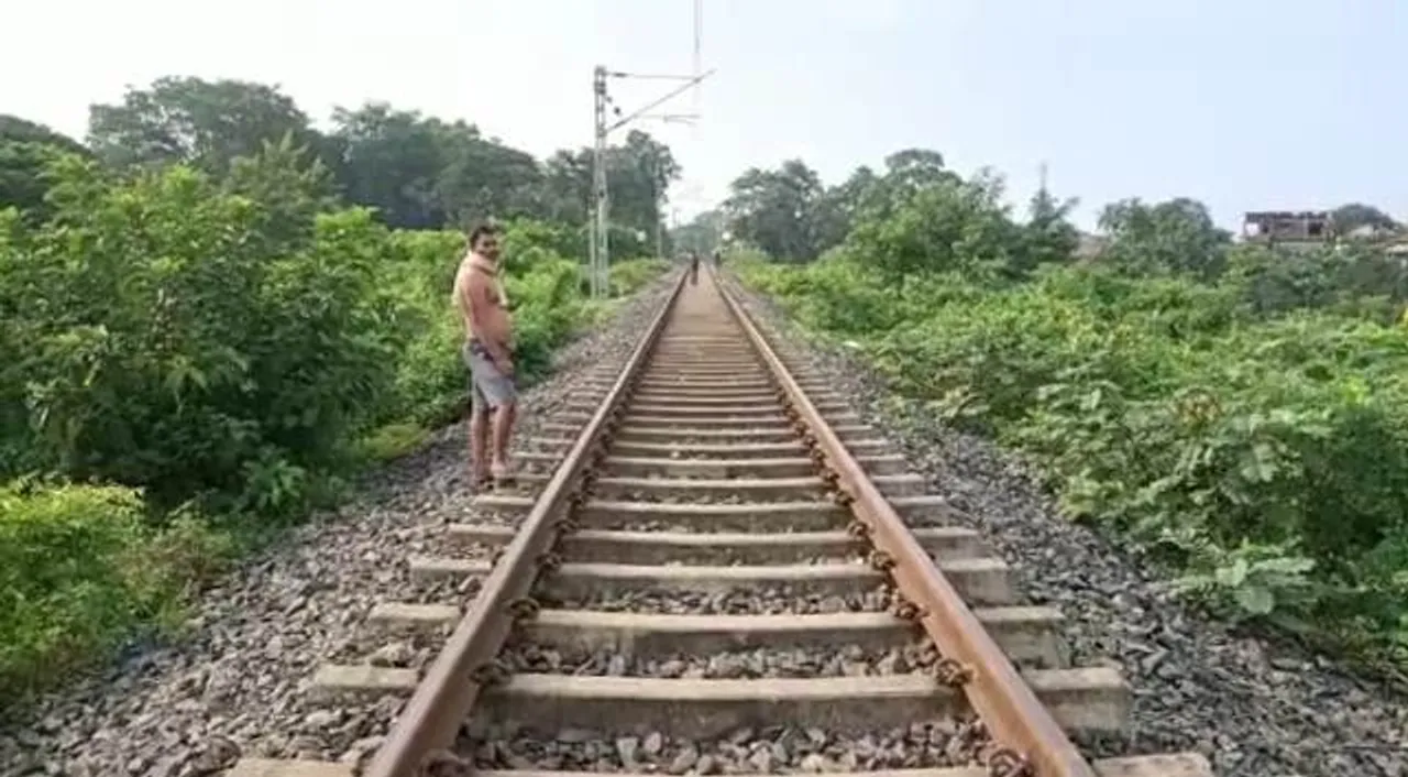  ଟ୍ରେନ୍‌ରେ କଟି ଯୁବକଙ୍କ ମୃତ୍ୟୁ