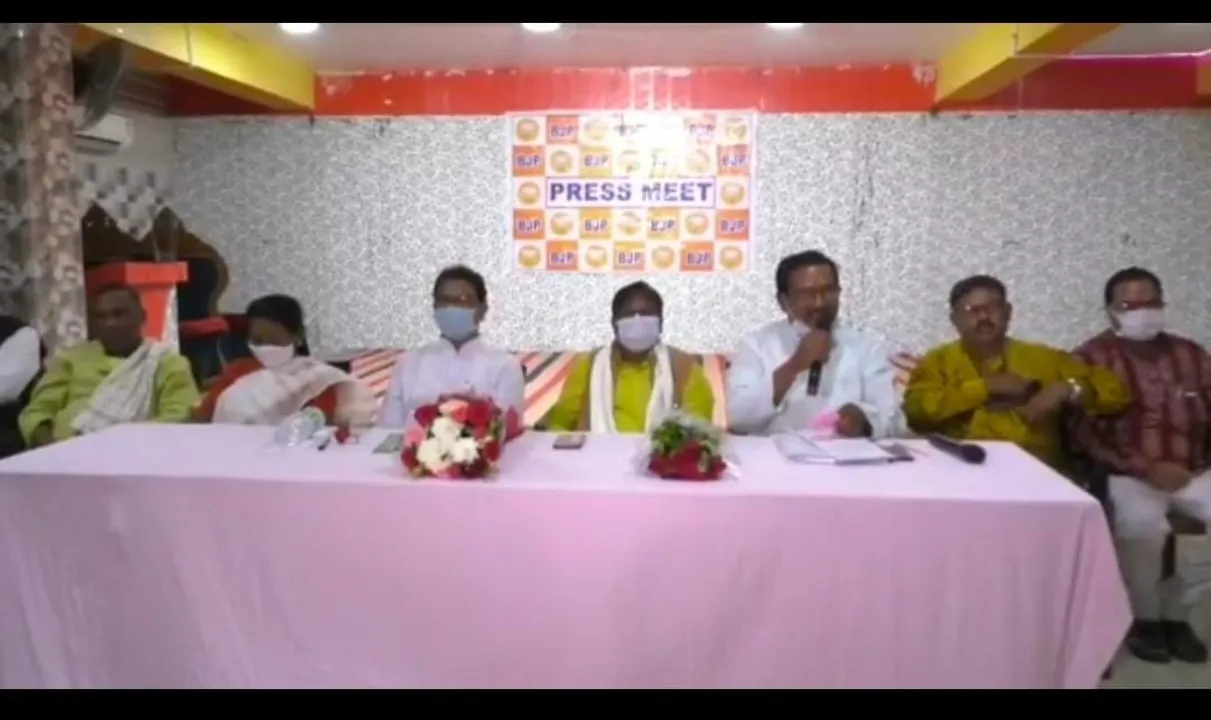  ମୁଖ୍ୟମନ୍ତ୍ରୀଙ୍କ ଗସ୍ତ ପୂର୍ବରୁ ଜୋର୍ ଧରିଲା ରାଜନୀତି: ଗସ୍ତକୁ ବିରୋଧ କରିବା ନେଇ ରଣନୀତି କରୁଛି ବିଜେପି