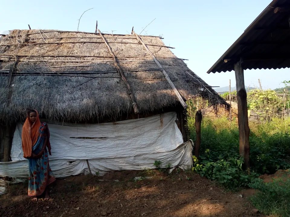  ଅପହଞ୍ଚ ଇଲାକାର ଅଭାବୀ ମଣିଷ ବିଳାସଙ୍କ ପାଇଁ ଆବାସ ସାତ ସପନ