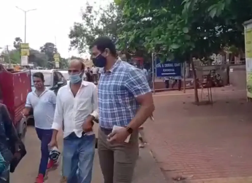  ୪ ମୃତ ବ୍ୟକ୍ତିଙ୍କ ନାମରେ ବୀମା କରି ୨ କୋଟି ଟଙ୍କା ହଡ଼ପ 