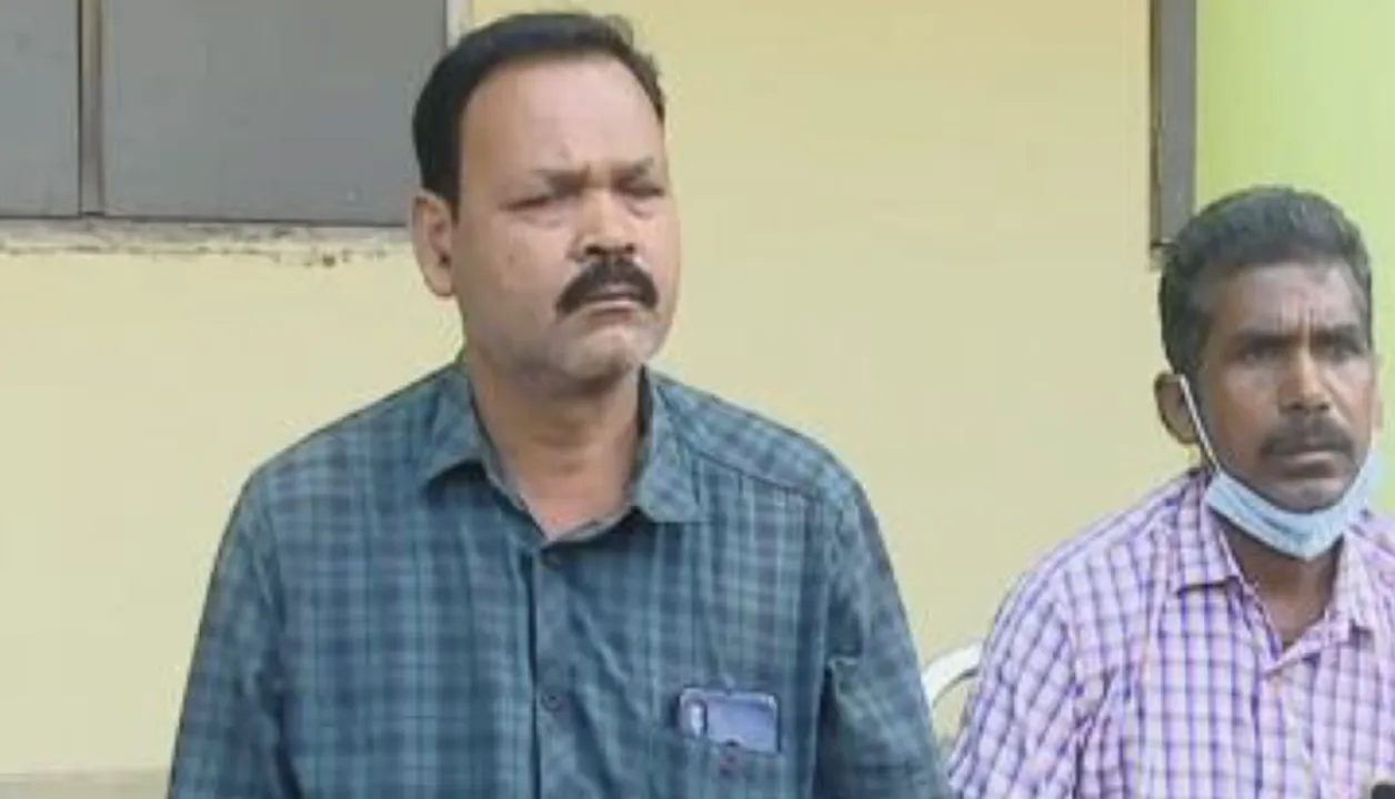  ଗୋବିନ୍ଦ ସାହୁ ସ୍କୁଲର ମାଲିକ, କଲେଜର ନୁହେଁ ବୋଲି କହିଲେ ମହାଲିଙ୍ଗ କଲେଜ ପରିଚାଳନା କମିଟି  ସଦସ୍ୟ