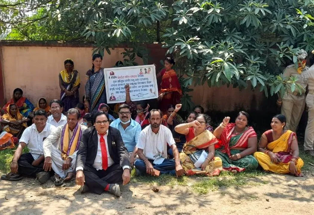  ମମିତା ମେହେର ହତ୍ୟା ମାମଲା: ମନ୍ତ୍ରୀ ଦିବ୍ୟଶଙ୍କର ମିଶ୍ରଙ୍କ ଇସ୍ତଫା ଓ ଗିରଫ ଦାବିରେ ଆନ୍ଦୋଳନ