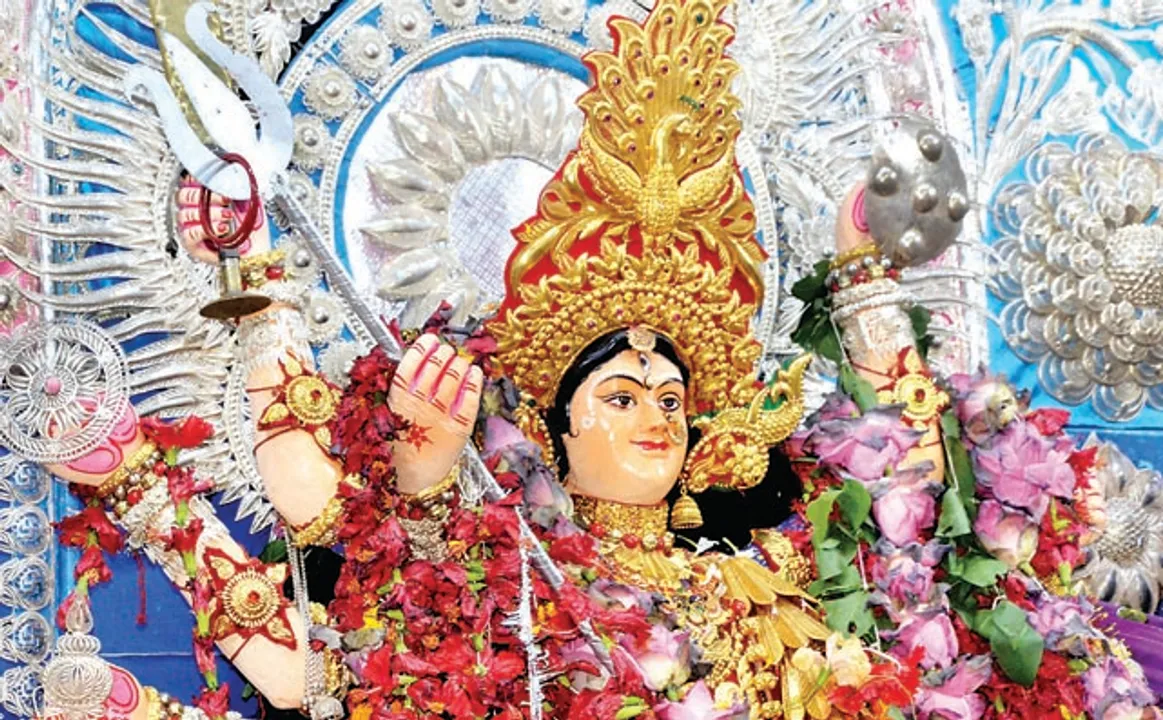  କଟକର ସ୍ୱତନ୍ତ୍ର ପାର୍ବଣ ପରମ୍ପରା: ମାଛଭୋଗ, ଦହି ପଖାଳ, ସିନ୍ଦୂର ଖେଳ, ପାଇକ ଆଖଡା