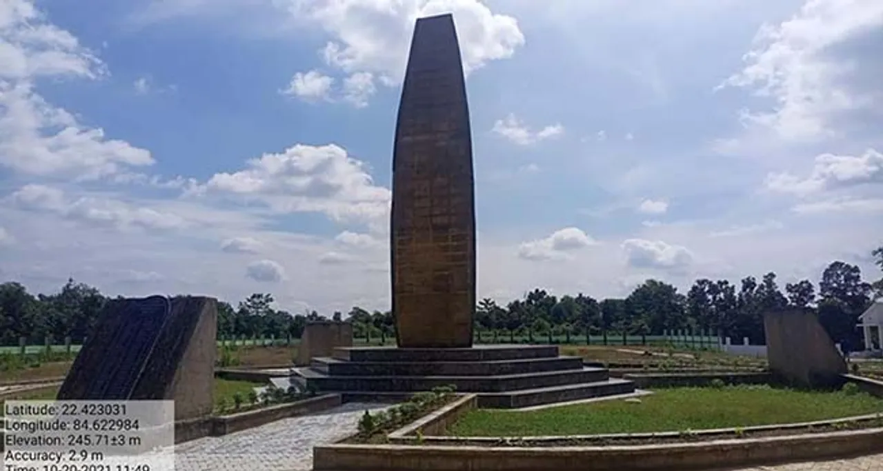 ପର୍ଯ୍ୟଟନରେ ସ୍ଥାନ ଦେଲେ, ବିକାଶକୁ ଭୁଲିଗଲେ