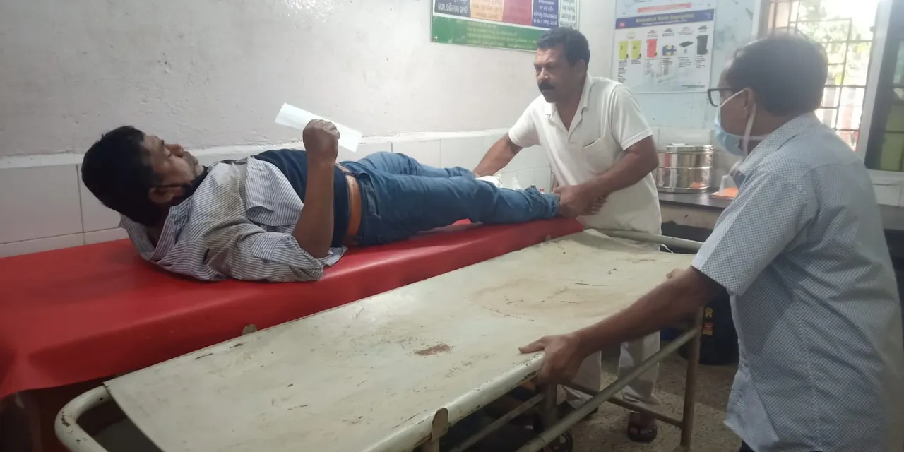  ପୁଅ ହେବା ଖୁସିରେ ଘରକୁ ଫେରୁଥିଲେ, ବାଟରେ ହେଲା ଦୁର୍ଘଟଣା 