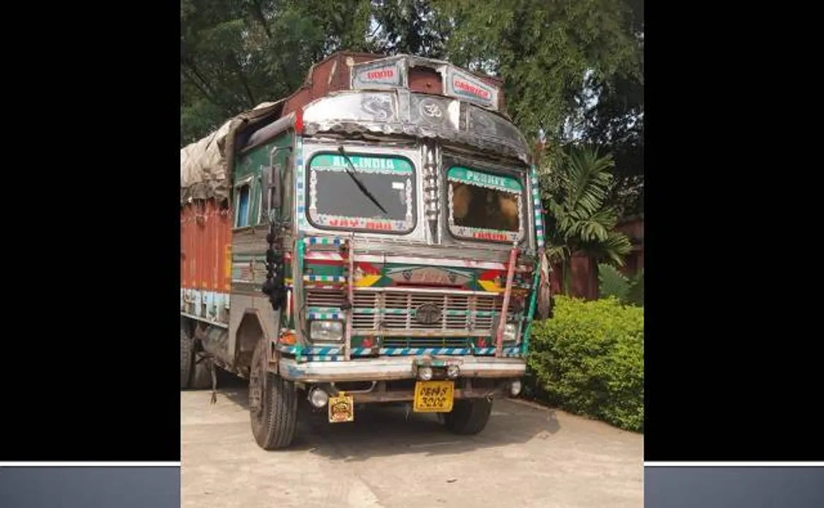  ଥାନା ଭିତରେ ଚାଉଳ ଟ୍ରକ୍‌, ଏ ମିଲ୍‌ ମାଲିକ କିଏ?