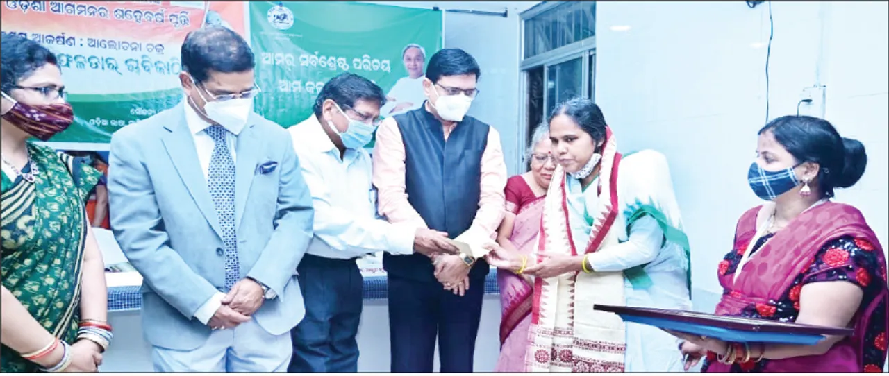  ବିନା ରକ୍ତପାତରେ ଗାନ୍ଧୀଜୀ ଭାରତକୁ ସ୍ବାଧୀନ କରିଥିଲେ: ଗାନ୍ଧୀଙ୍କ ଓଡ଼ିଶା ଆଗମନର ୧୦୦ ବର୍ଷ ପୂର୍ତ୍ତି ଅବସରରେ ଆଲୋଚନାଚକ୍ର