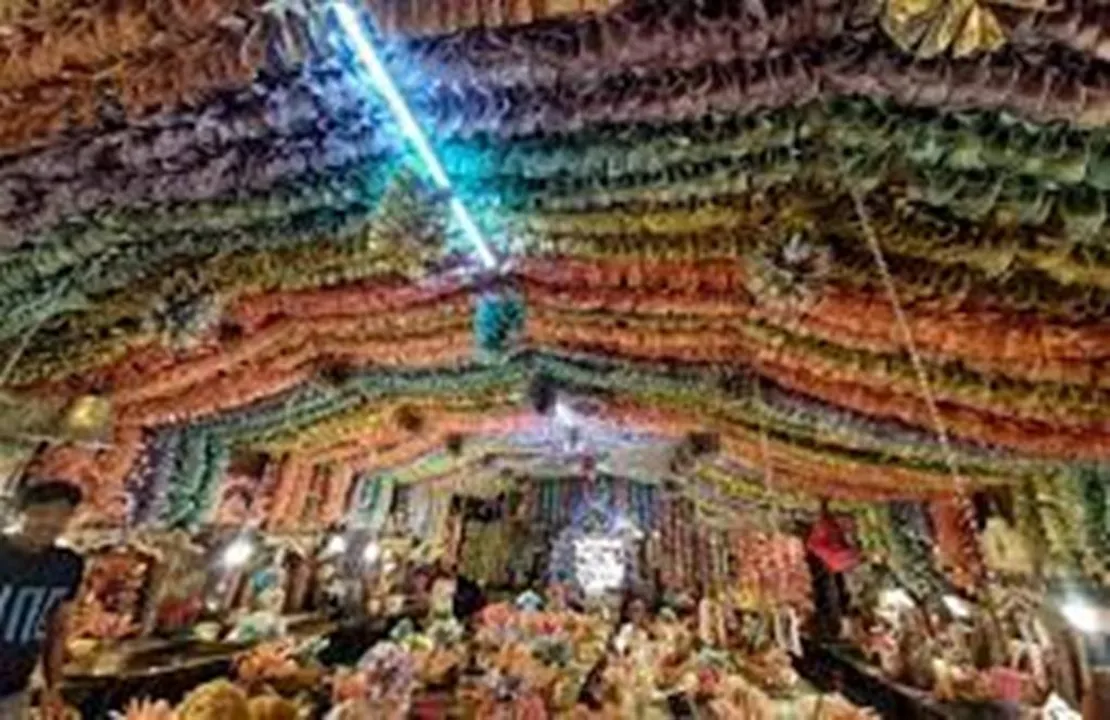  ଦୀପାବଳିରେ ଶ୍ରଦ୍ଧାଳୁଙ୍କ ଦାନ ଟଙ୍କା ଓ ଅଳଙ୍କାରରେ ସଜ୍ଜା ଯାଏ ମା’ ଲକ୍ଷ୍ମୀଙ୍କ ମନ୍ଦିର