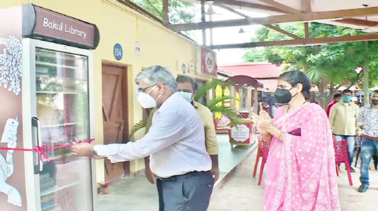  ଏକାମ୍ର ହାଟ‌‌ରେ ଖୋଲିଲା ‘ମୁକ୍ତ ପାଠାଗାର’