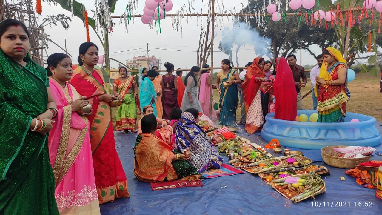  ବଡ଼ବିଲରେ ଛଟ୍ଟ୍ ପୂଜା, ଅସ୍ତଗାମୀ ସୂର୍ଯ୍ୟଙ୍କୁ ପୂଜିଲେ ବ୍ରତଧାରୀ