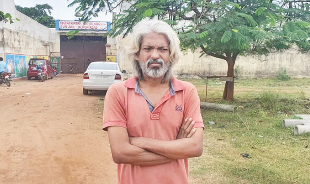  ଜେଲ୍‌ଦଣ୍ଡ ପରେ ବି ମୁକୁଳି ପାରୁନାହାନ୍ତି ବାଂଲାଦେଶୀ ଶ୍ରମିକ: ୨ବର୍ଷ ହେଲା ବାରଣ୍ଡାରେ ନଜରବନ୍ଦୀ