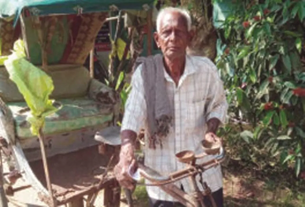  ଜୀବନ ଯନ୍ତ୍ରଣା, ରିକ୍‌ସା ଡ଼ାକେ...‘ଉଠ୍‌ ବସନ୍ତ ସକାଳ ହେଲା’