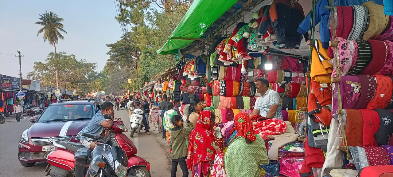  ବଢ଼ିଲା ଶୀତ, ଜମିଲା ବେପାର। (ଫଟୋ: ସୁରେଶ, ଜୟପୁର)