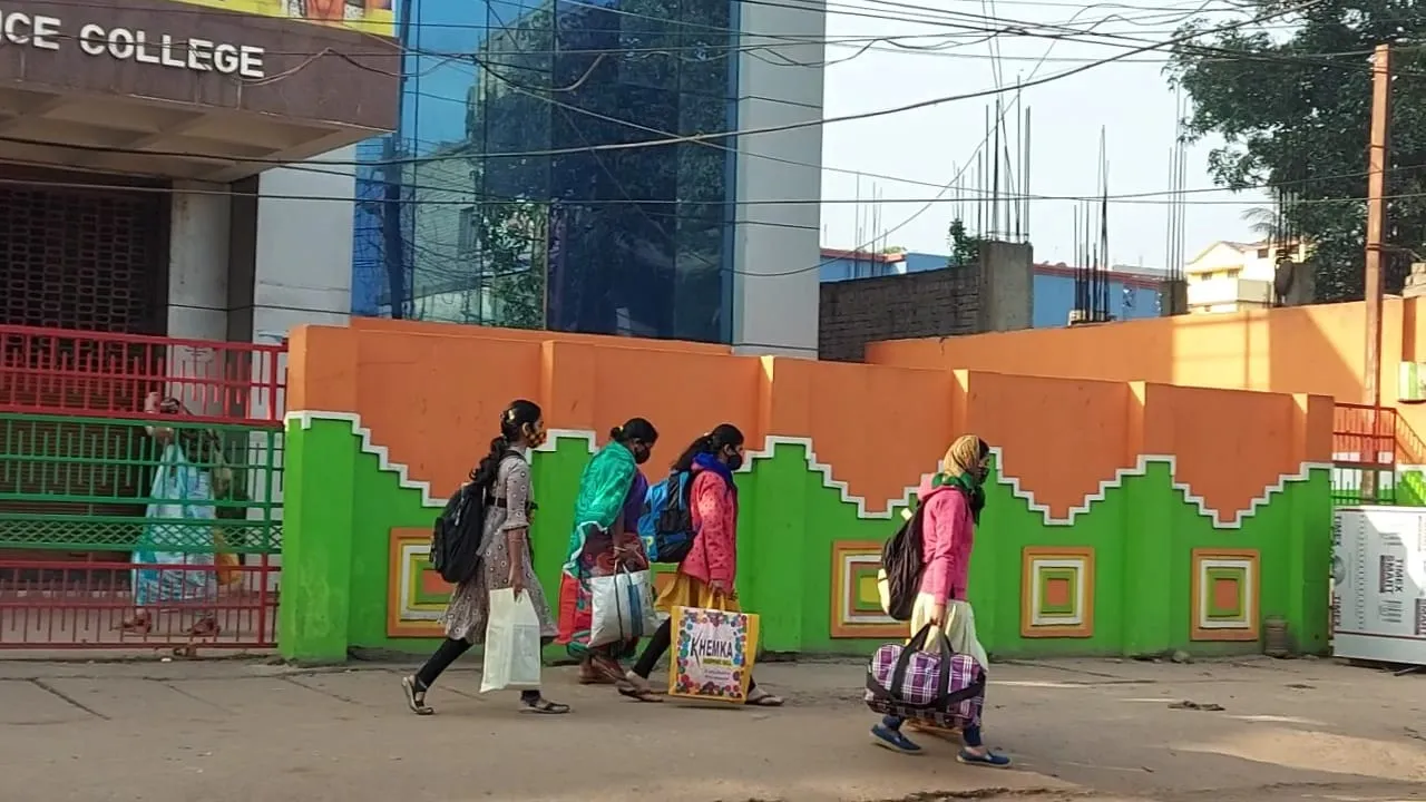  ସାଇକୃପା କଲେଜରେ ୫୭ ଜଣ କରୋନା ପଜିଟିଭ୍‌, ଅଧ୍ୟକ୍ଷଙ୍କ ନାଁରେ ଏତଲା