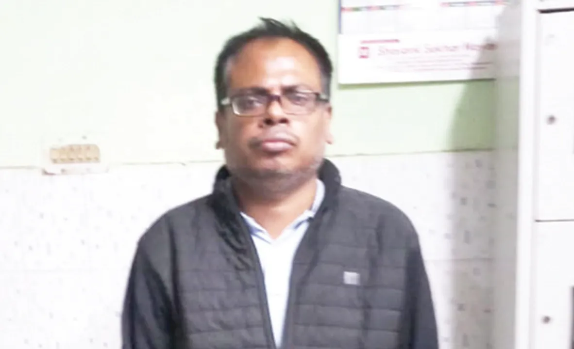  ରିଜର୍ଭ ବ୍ୟାଙ୍କ ଗଭର୍ଣ୍ଣରଙ୍କ ଜ୍ୱାଇଁ କହି ଠକେଇ ଘଟଣା: ଦୁବାଇରୁ ଆସିଛି ଟଙ୍କା, ଆଜି ରିମାଣ୍ଡରେ ଆସିବ ଠକ