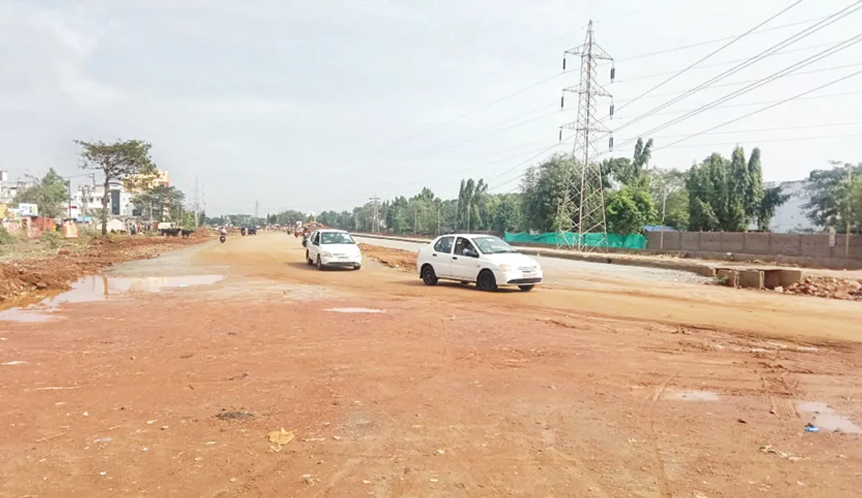 ଜୟଦେବ ବିହାର-ନନ୍ଦନକାନନ ରାସ୍ତାରୁ କମିବ ଭିଡ଼! ଖୋଲିଲା ବାମ ପାର୍ଶ୍ବ ସମାନ୍ତରାଳ ରାସ୍ତା