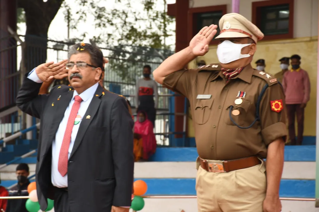  ଦେଶାତ୍ମବୋଧ ପରିବେଶ ମଧ୍ୟରେ ଆରଏସ୍‌ପିରେ ସାଧାରଣତନ୍ତ୍ର ଦିବସ