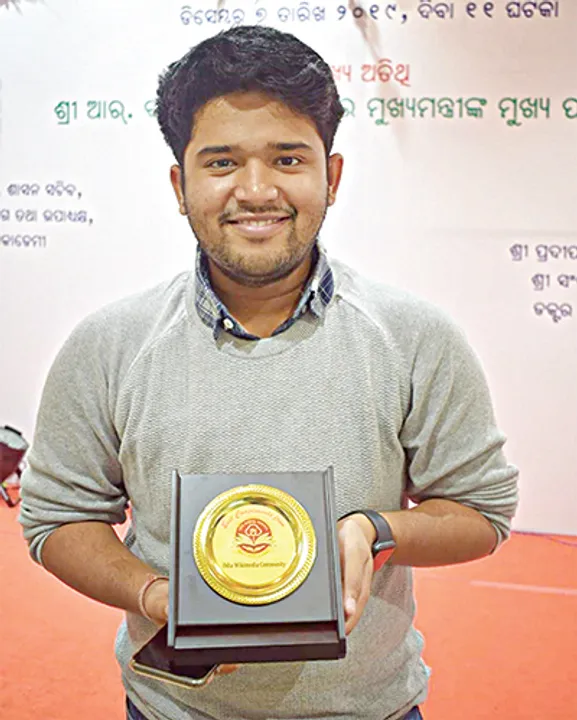  ଓଡ଼ିଆ ୱିକି-ବଏ ଶୈଳେଶ: ନିଜେ ଲେଖୁଛନ୍ତି, ଲୋକଙ୍କୁ ଯୋଡ଼ୁଛନ୍ତି