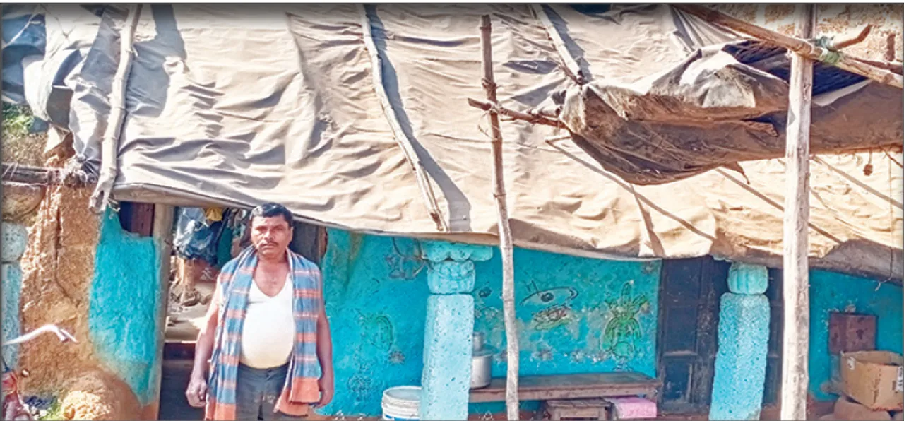  ଯୋଜନା ଅପହଞ୍ଚ: ପଲିଥିନ୍‌ ଛପର ତଳେ ବିତୁଛି ଜୀବନ
