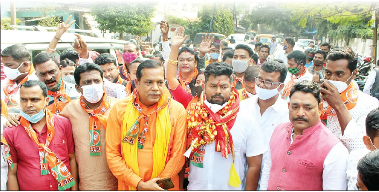  ଖୋର୍ଧା ଜିଲ୍ଲା ପରିଷଦ ଜୋନ୍‌-୩୦: ଆରମ୍ଭ ହେଲା ନାମାଙ୍କନପତ୍ର ଦାଖଲ, ପ୍ରଥମ ଦିନରେ ୩୬ ପ୍ରାର୍ଥୀଙ୍କ ନାମାଙ୍କନ ଦାଖଲ