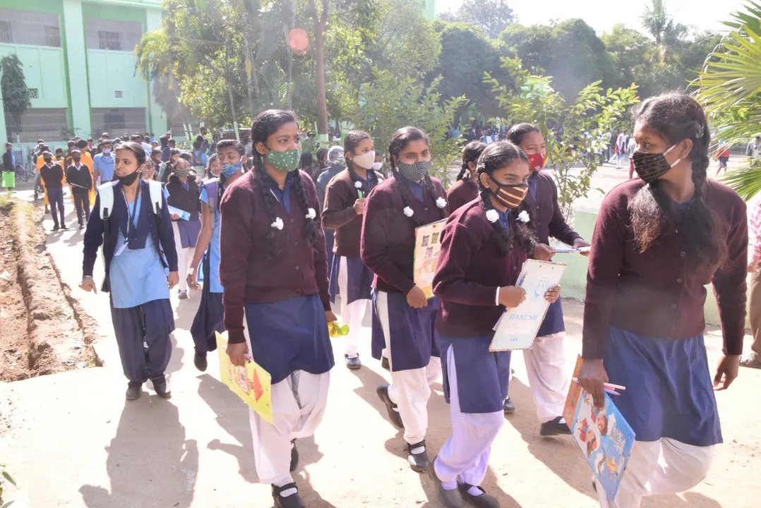  ମାଟ୍ରିକ୍‌ ସମ୍‌ମେଟିଭ-୧ ପରୀକ୍ଷା ଆରମ୍ଭ: ସୁନ୍ଦରଗଡ଼ରେ ପ୍ରଥମ ଦିନରେ ପରୀକ୍ଷାଦେଲେ ୨୩,୬୬୮