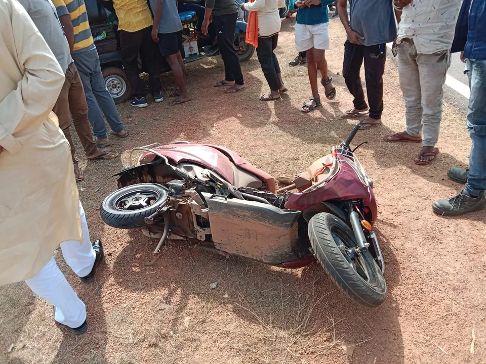  ଭୋଜିରେ ଯୋଗଦେବାକୁ ସ୍କୁଟିରେ ଯାଉଥିଲେ ଯୁବକ, ଦ୍ରୁତଗାମୀ କାର୍‌ ଧକ୍କାରେ ମୃତ୍ୟୁ