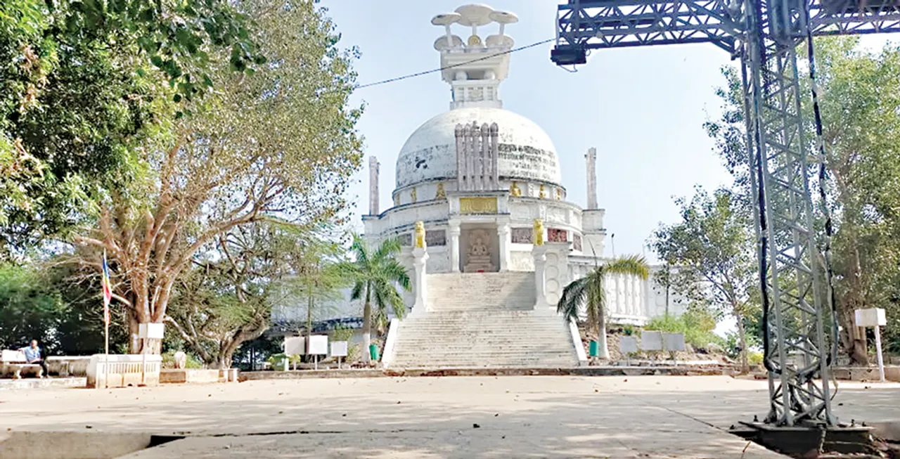  ଶାନ୍ତିସ୍ତୂପ ଖାଁ ଖାଁ, ଫେରିଗଲେ ୧୮ଶହ ପର୍ଯ୍ୟଟକ